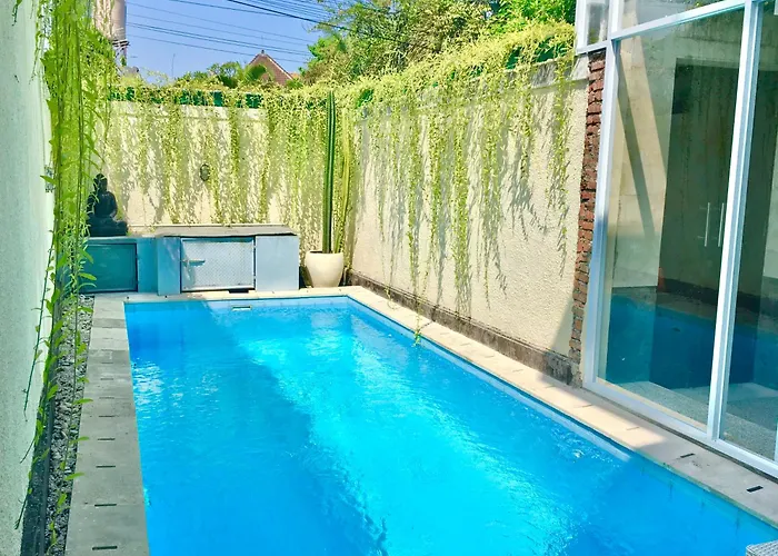 Villa Jalak Kembar