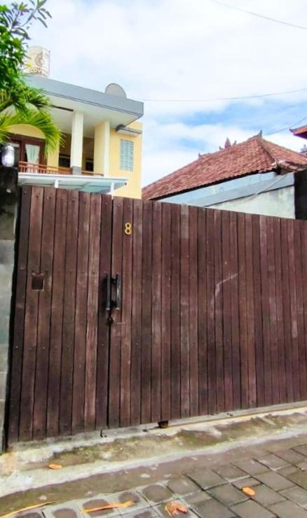 Villa Jalak Kembar *